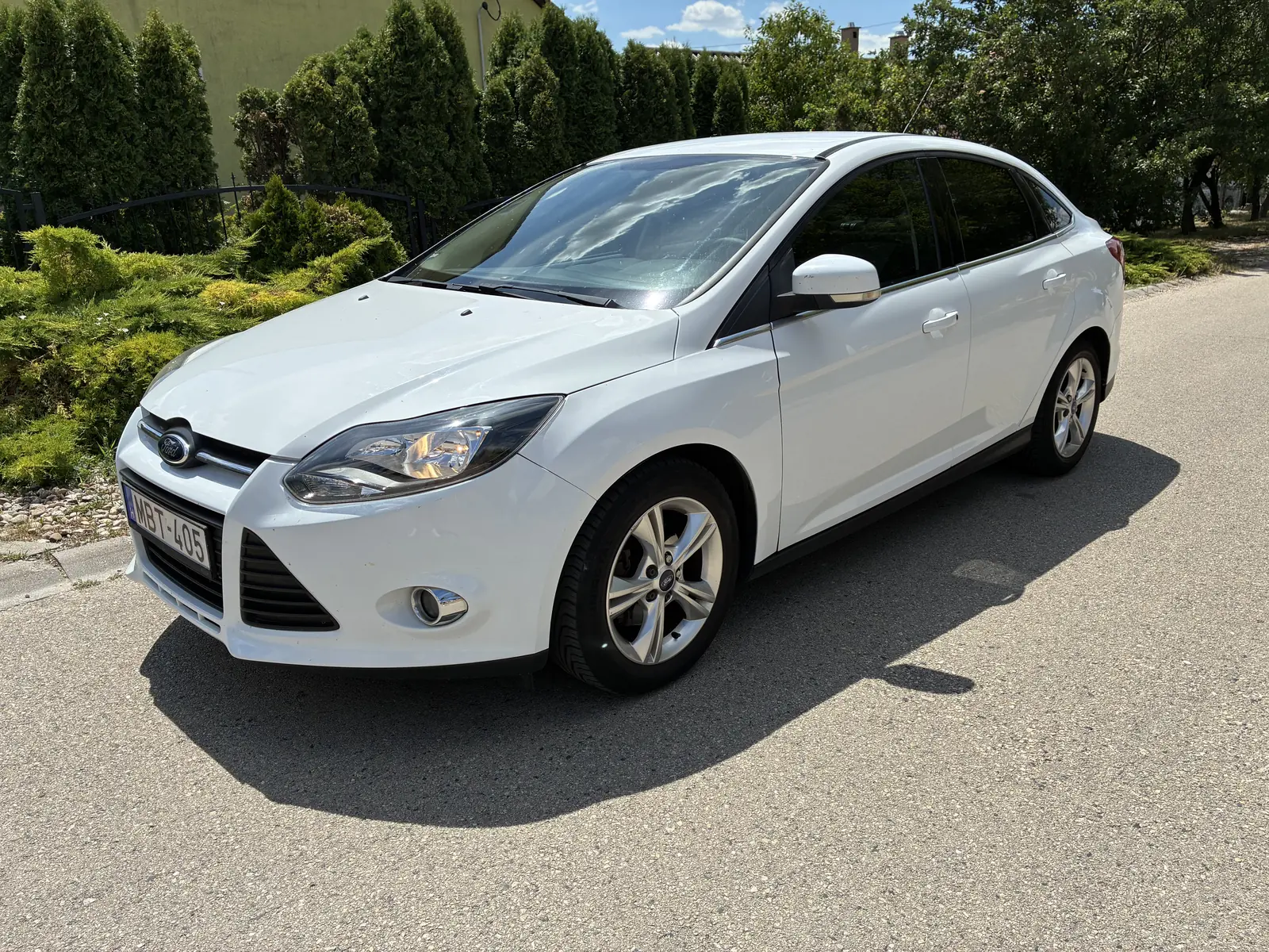 Ford Focus 1.6 Ti-VCT Trend Sedan